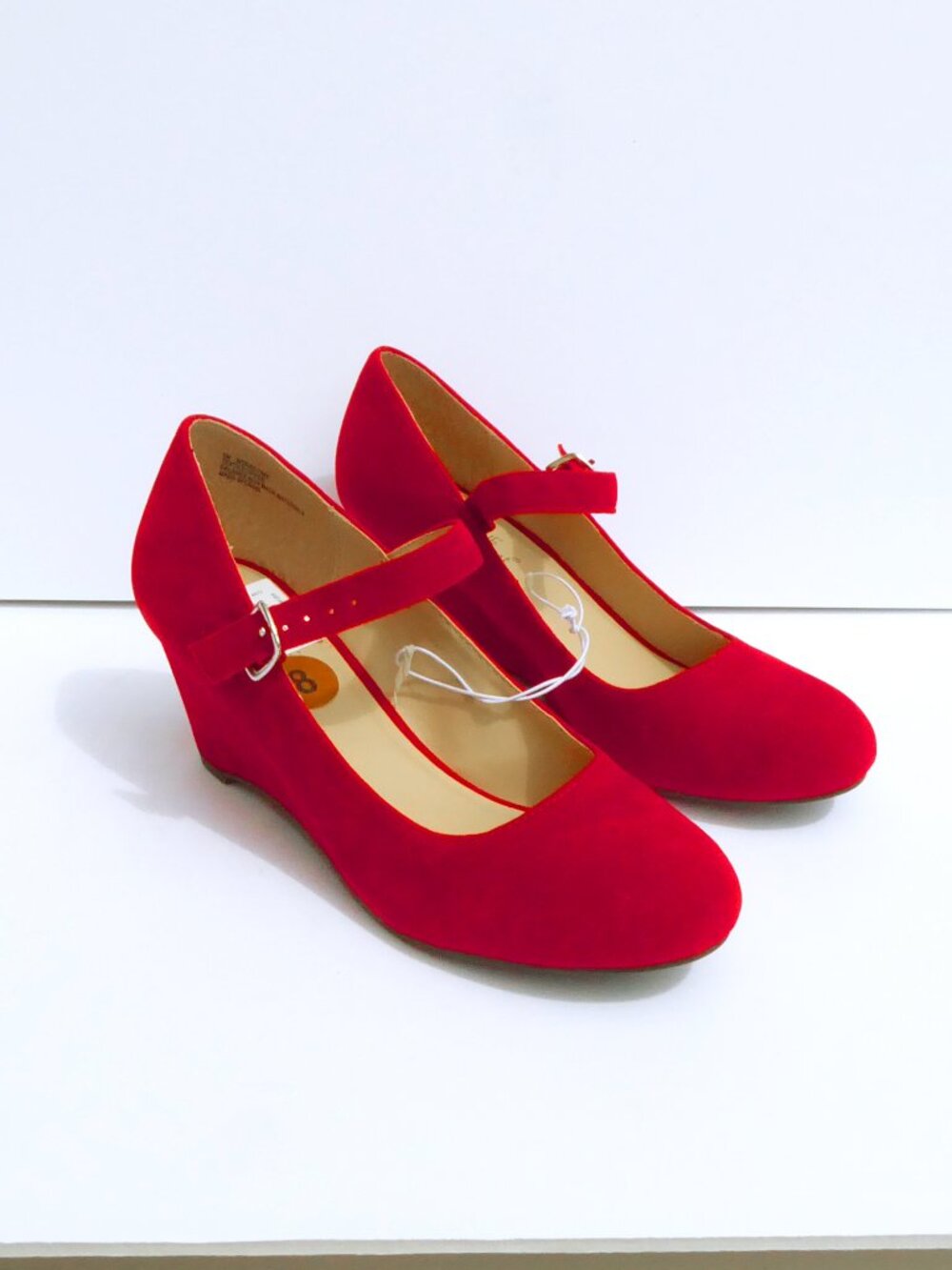 New Madeline Stuart bright red velveteen round toe mary jane wedges size 8